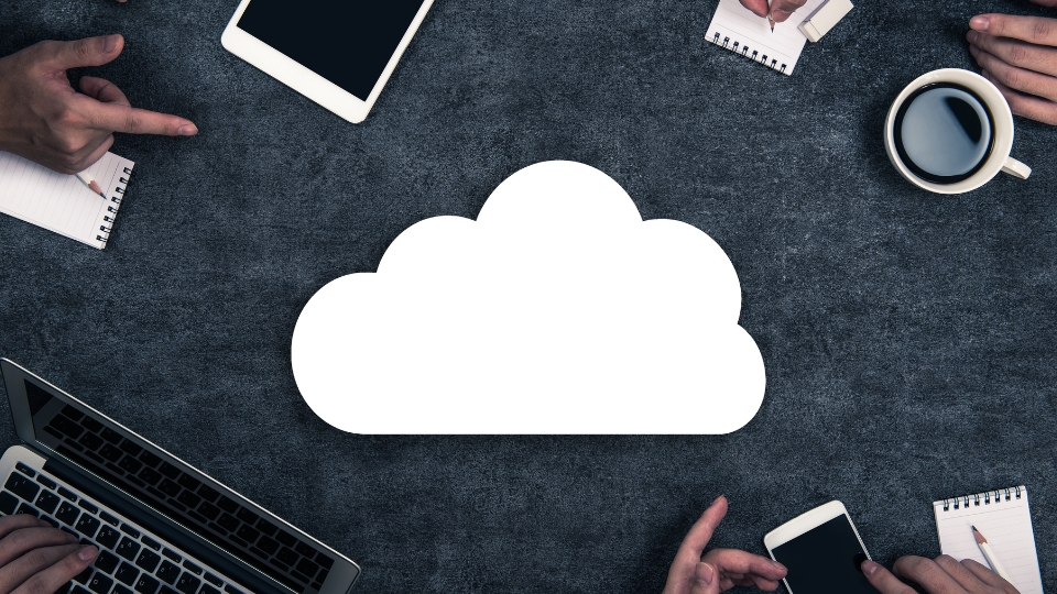 Lire la suite à propos de l’article Quels sont les avantages du cloud pour les entreprises ?
